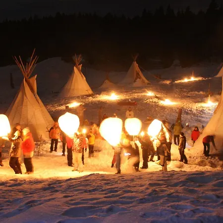Village Tipi ラ・フェクラ