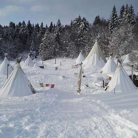 Village Tipi Hotel La Féclaz