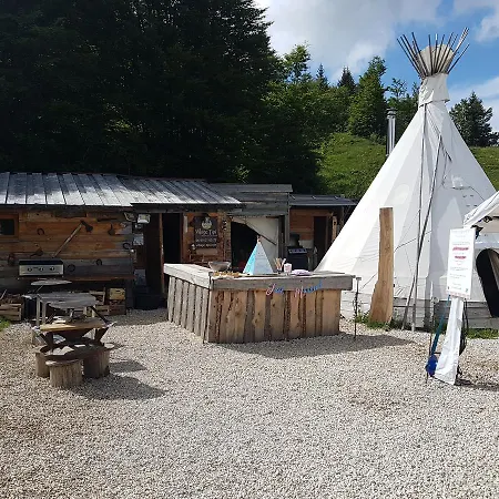 Village Tipi Hotel La Féclaz