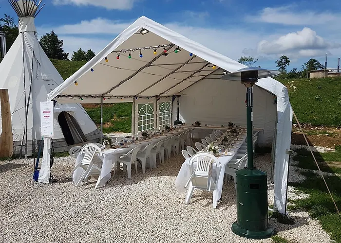 ホテル Village Tipi ラ・フェクラ